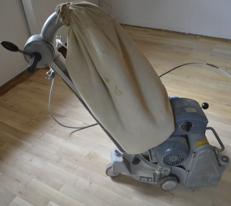 Vloerbandschuurmachine