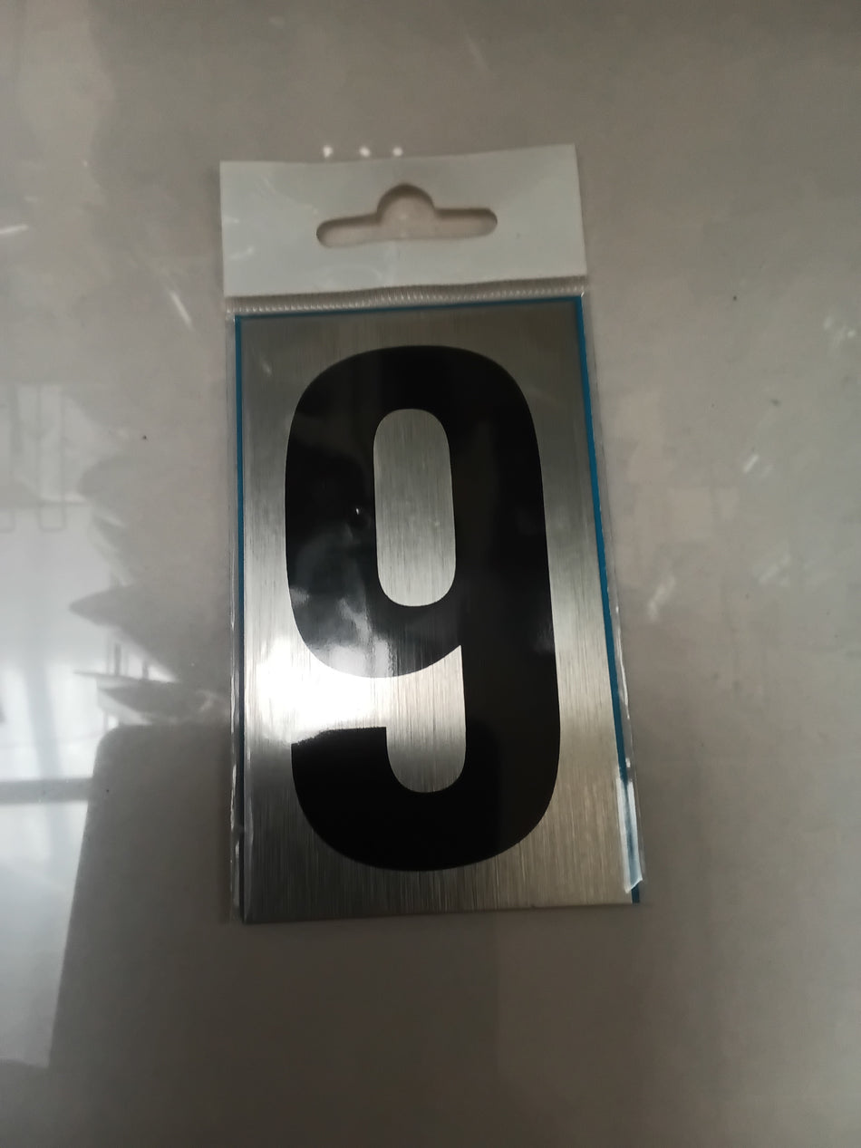 Metaal cijfer 9. 90mm