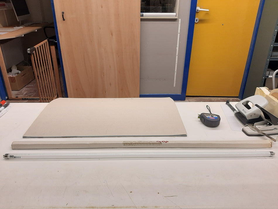 Buislamp 21watt 830 85cm