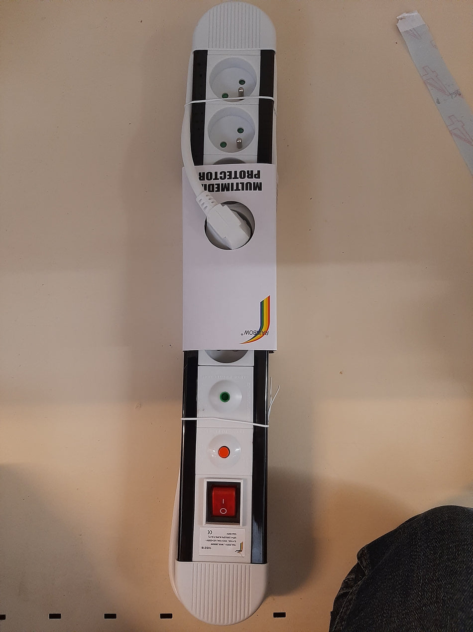 Stekkerdoos 6 stopcontacten wit 1.5m