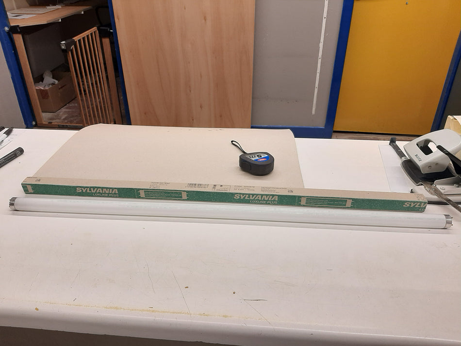 Buislamp 25watt 840 82cm