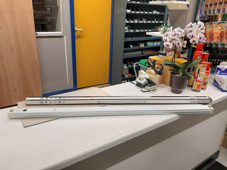 Buislamp armatuur 120cm z/lamp